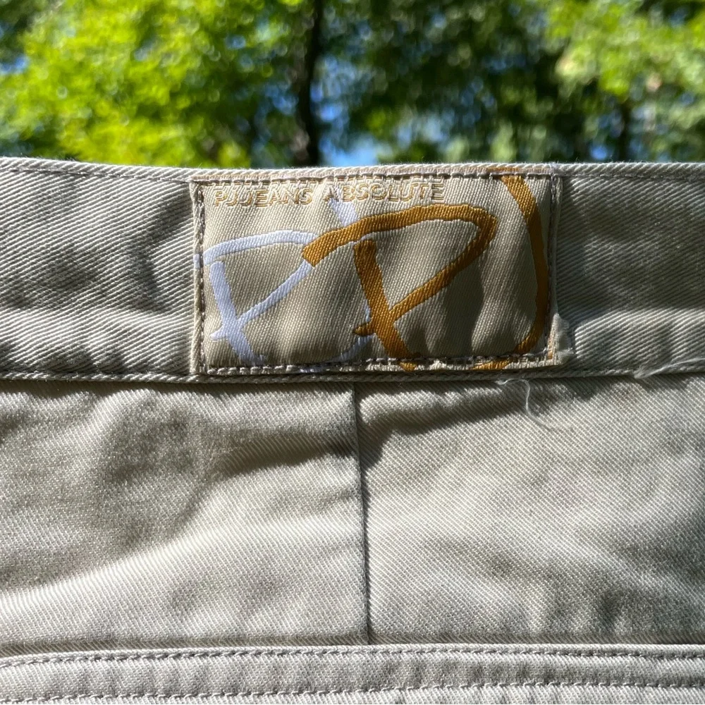 Shorts Size 40 - Picture 9 of 11